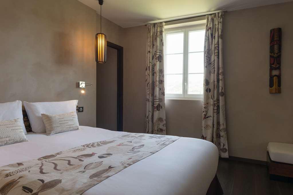 Chateau De La Falque, The Originals Relais Saint Geniez d'Olt Ruang foto