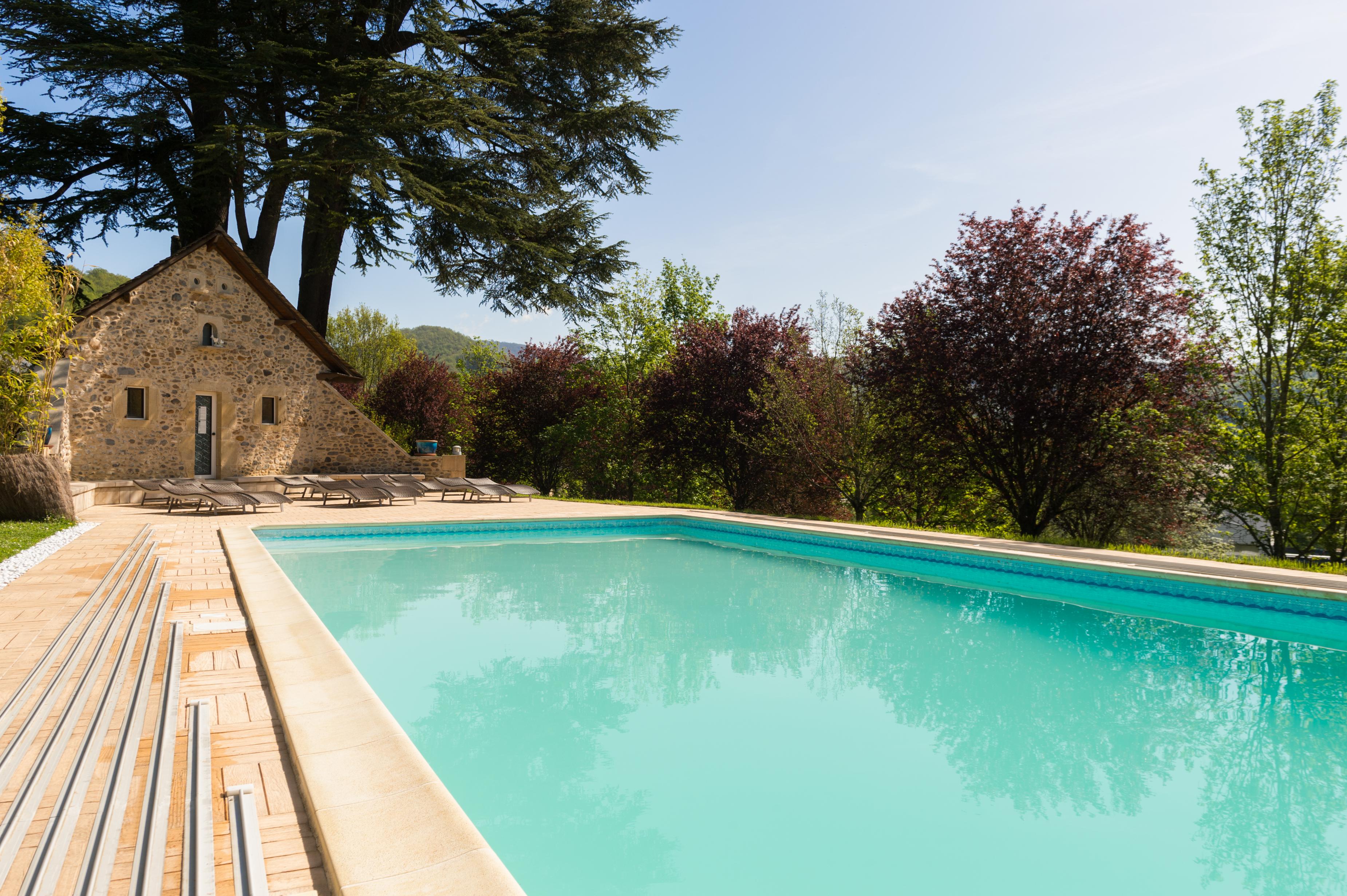 Chateau De La Falque, The Originals Relais Saint Geniez d'Olt Bagian luar foto
