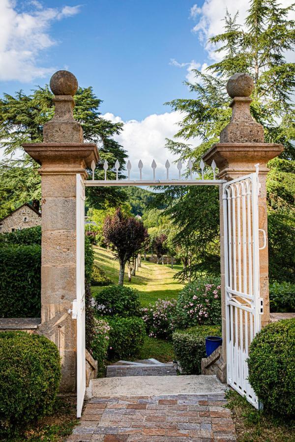 Chateau De La Falque, The Originals Relais Saint Geniez d'Olt Bagian luar foto